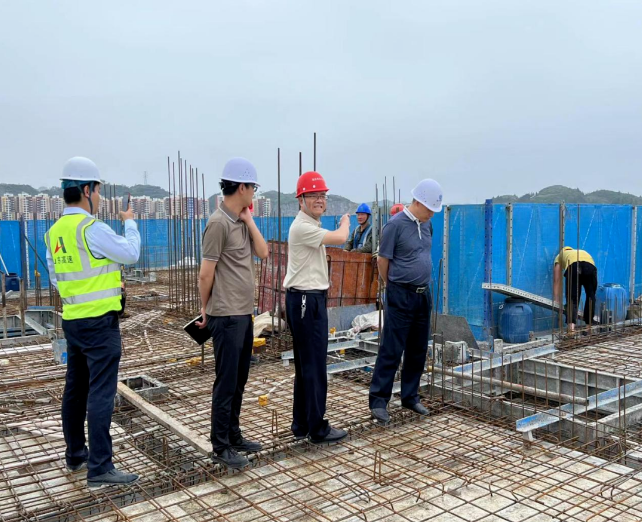 銅仁城交集團公司領(lǐng)導至九龍地礦公司開(kāi)展第二季度建設項目督查檢查工作