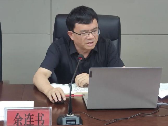 回憶光輝黨史 踐行初心使命——銅仁城交集團九龍地礦投資開(kāi)發(fā)公司第二黨支部書(shū)記上專(zhuān)題黨課